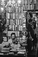 shakespeare paris company books bookstore bookshop moments library eye poetry section obviously ever collection visit shops read elegant